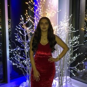 Meet your Posher, Victoria